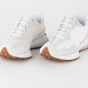 New balance 327- white